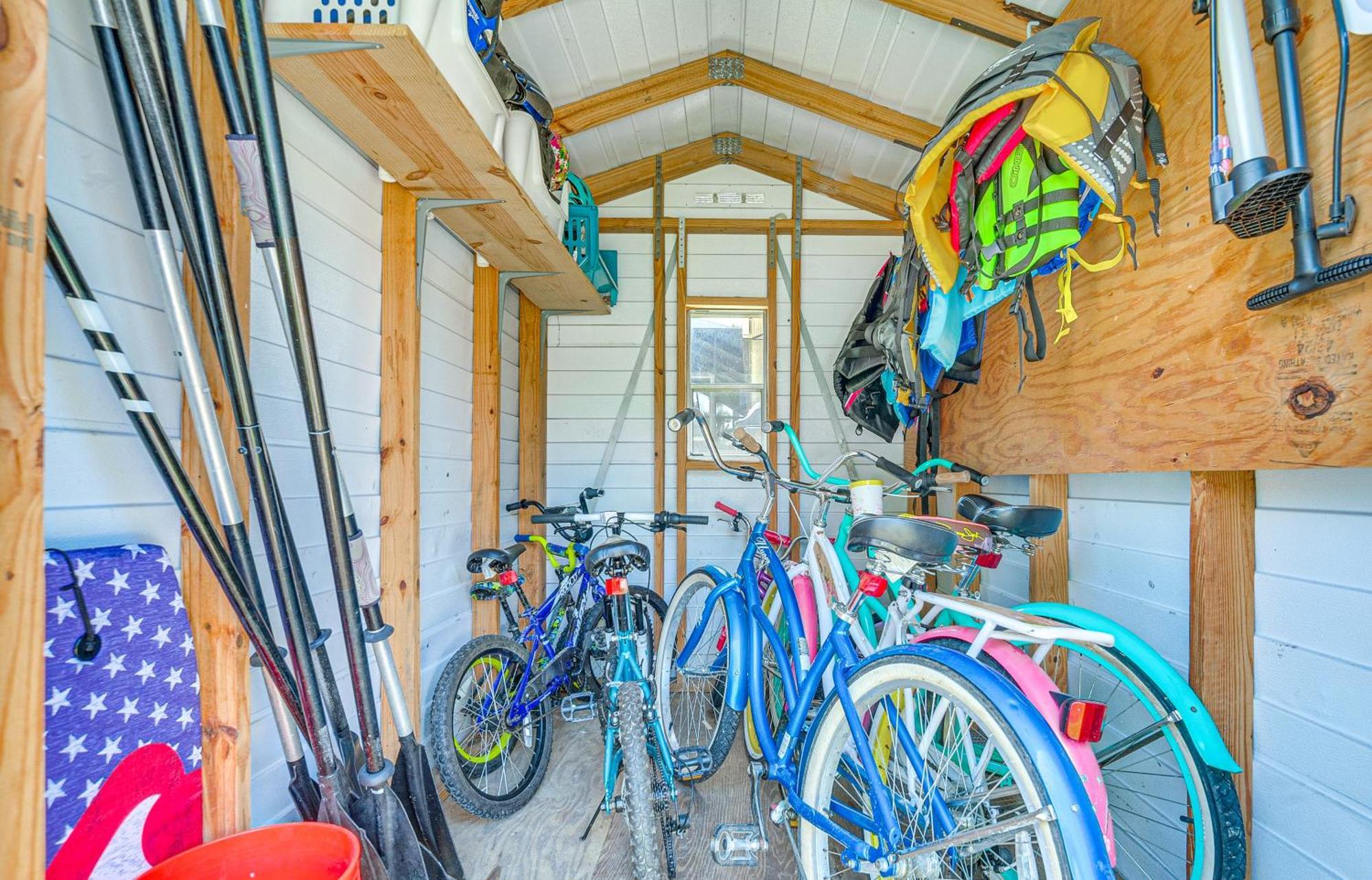 Crystal River Getaway With Dock, Kayaks And Bicycles! Exterior photo